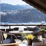 Am Kreuzjoch 加爾米施-帕滕基興